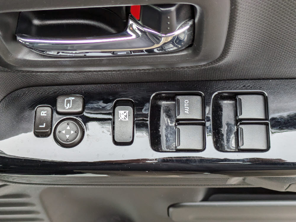 スズキ　スペーシアカスタム　HYBRID　XSタ-ボ6枚目