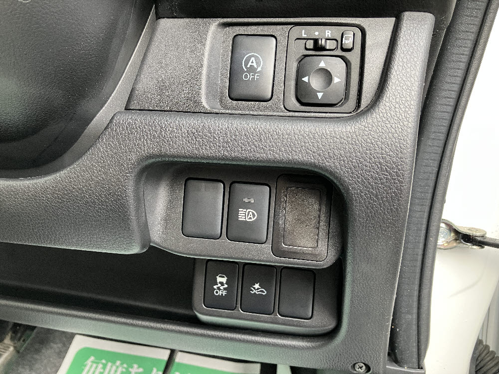 ニッサン　デイズハイウェイスターX プレミアムセレクション10枚目