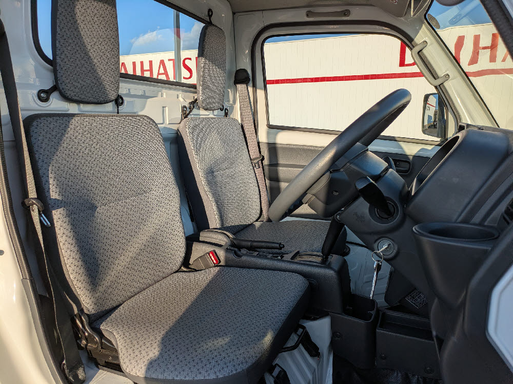 ニッサン　ＮＴ１００クリッパー　DX12枚目