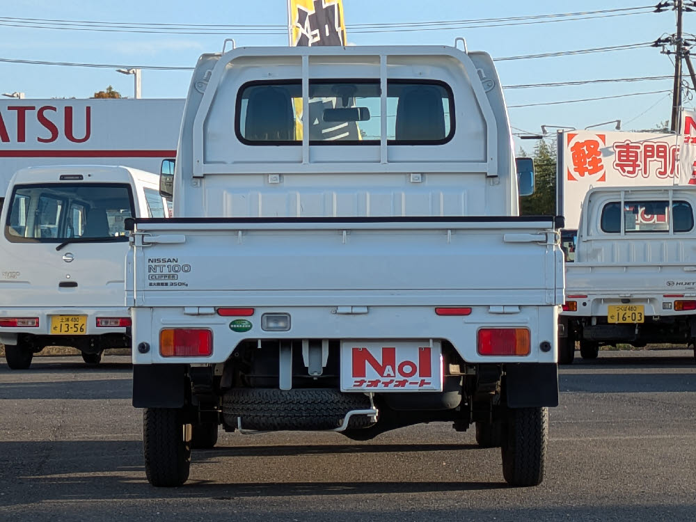 ニッサン　ＮＴ１００クリッパー　DX4枚目