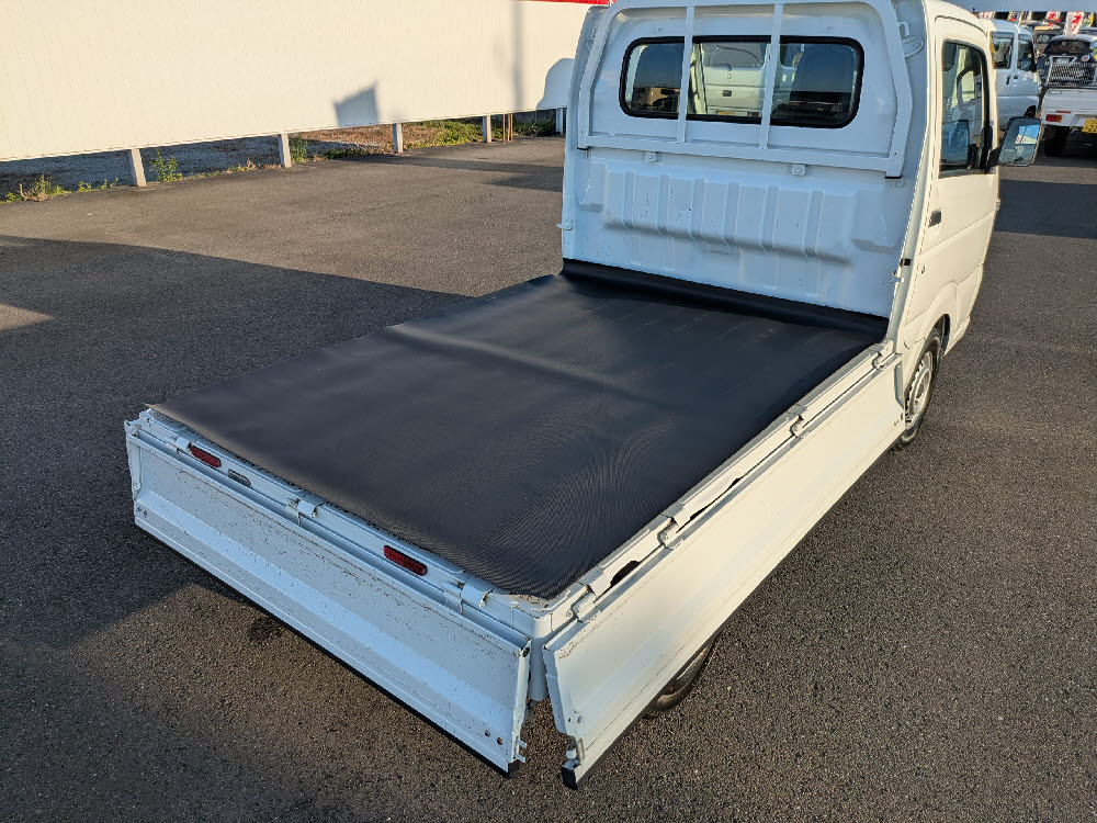 ニッサン　ＮＴ１００クリッパー　DX6枚目