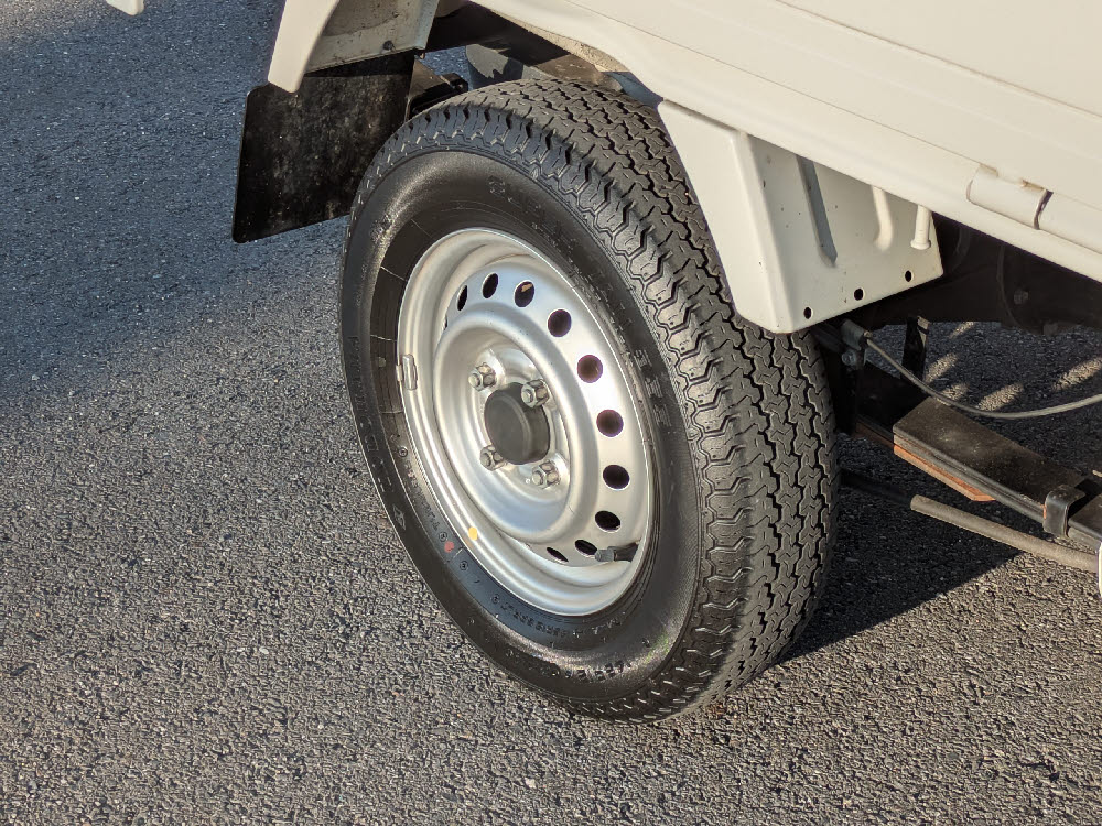 ニッサン　ＮＴ１００クリッパー　DX8枚目