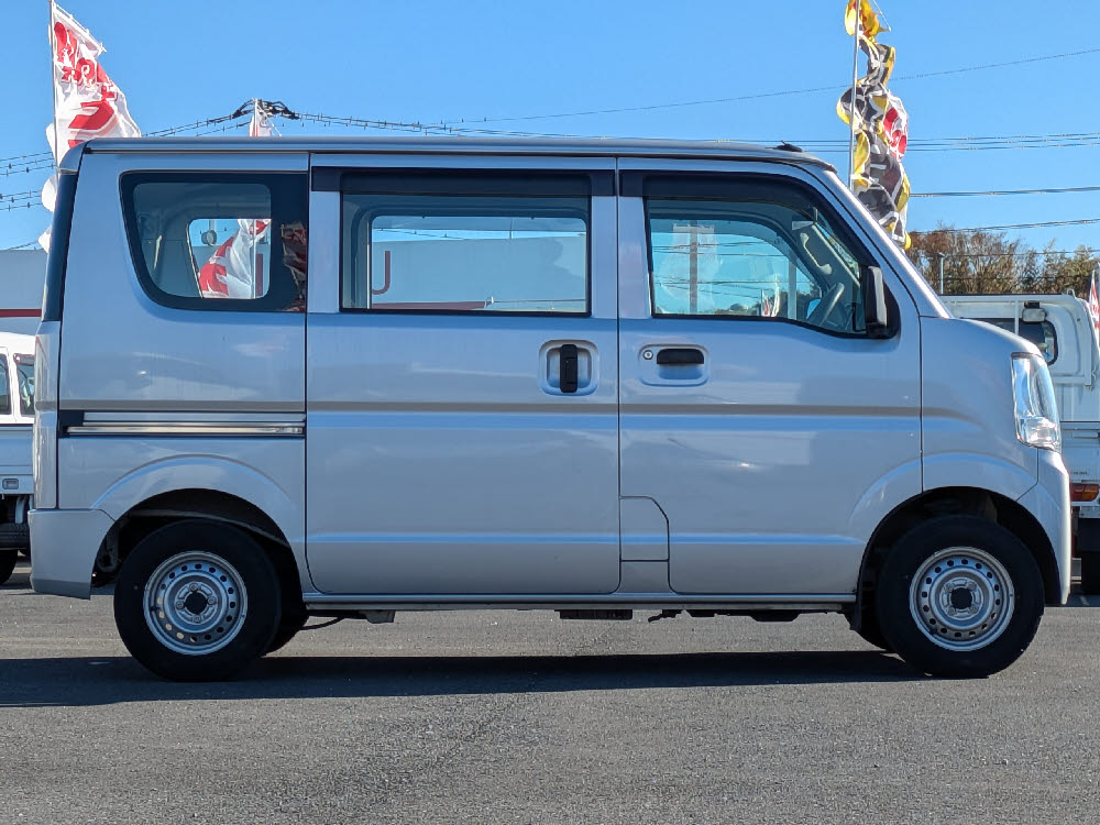 ニッサン　ＮＶ１００クリッパー　DX2枚目