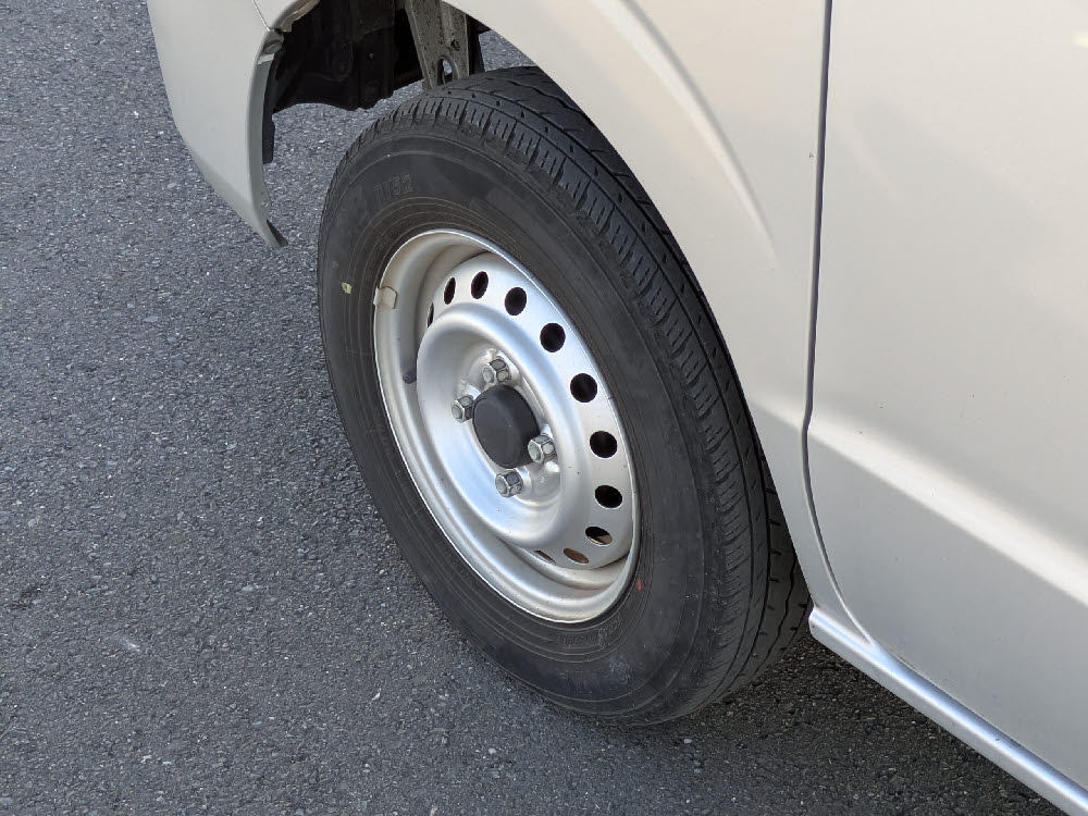 ニッサン　ＮＶ１００クリッパー　DX6枚目