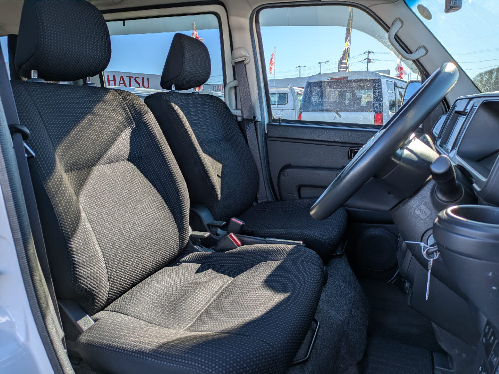 ダイハツ　ハイゼットカーゴ　クルーズ SAⅢ12枚目