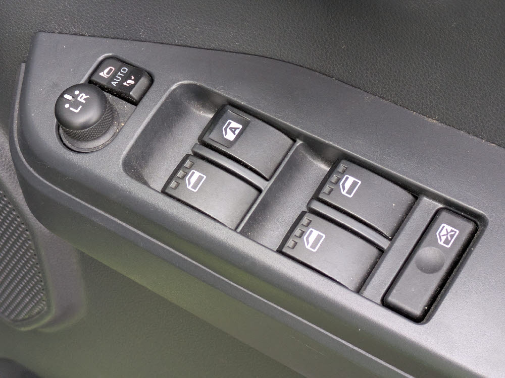 ダイハツ　ウェイク　G ターボ リミテッドSAⅢ12枚目