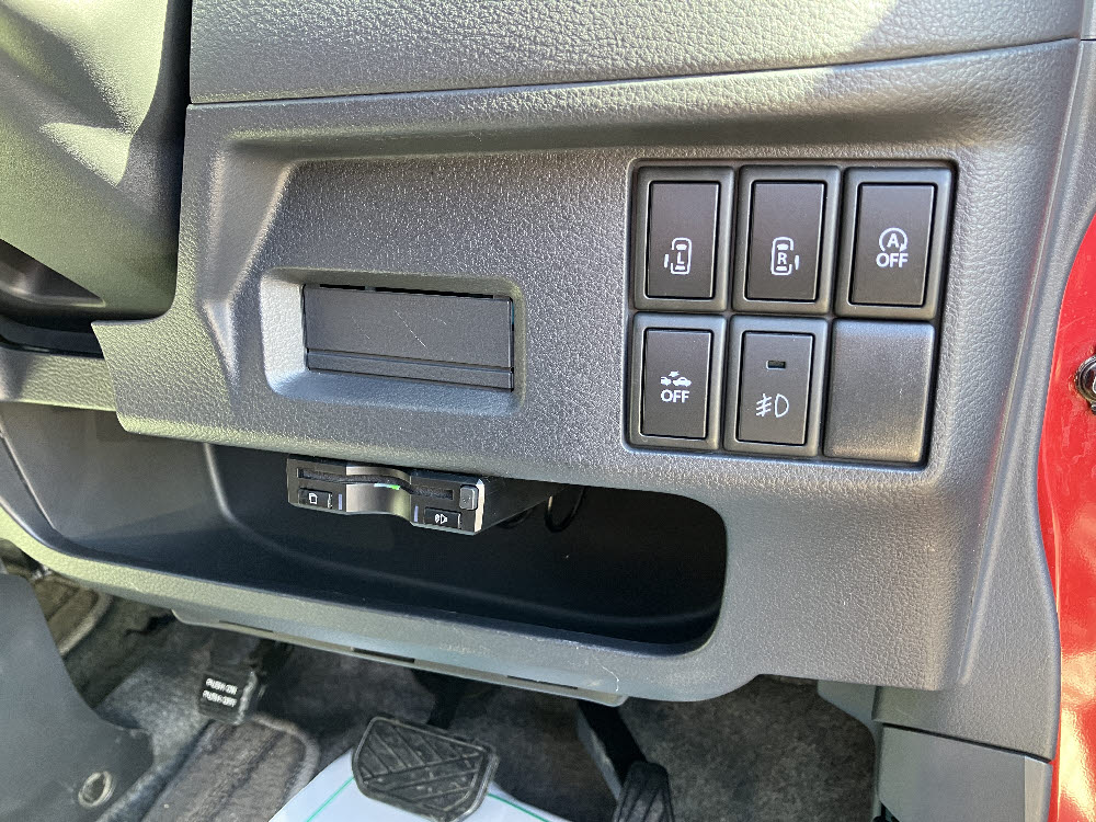 マツダ　フレアワゴンカスタムスタイル XT6枚目