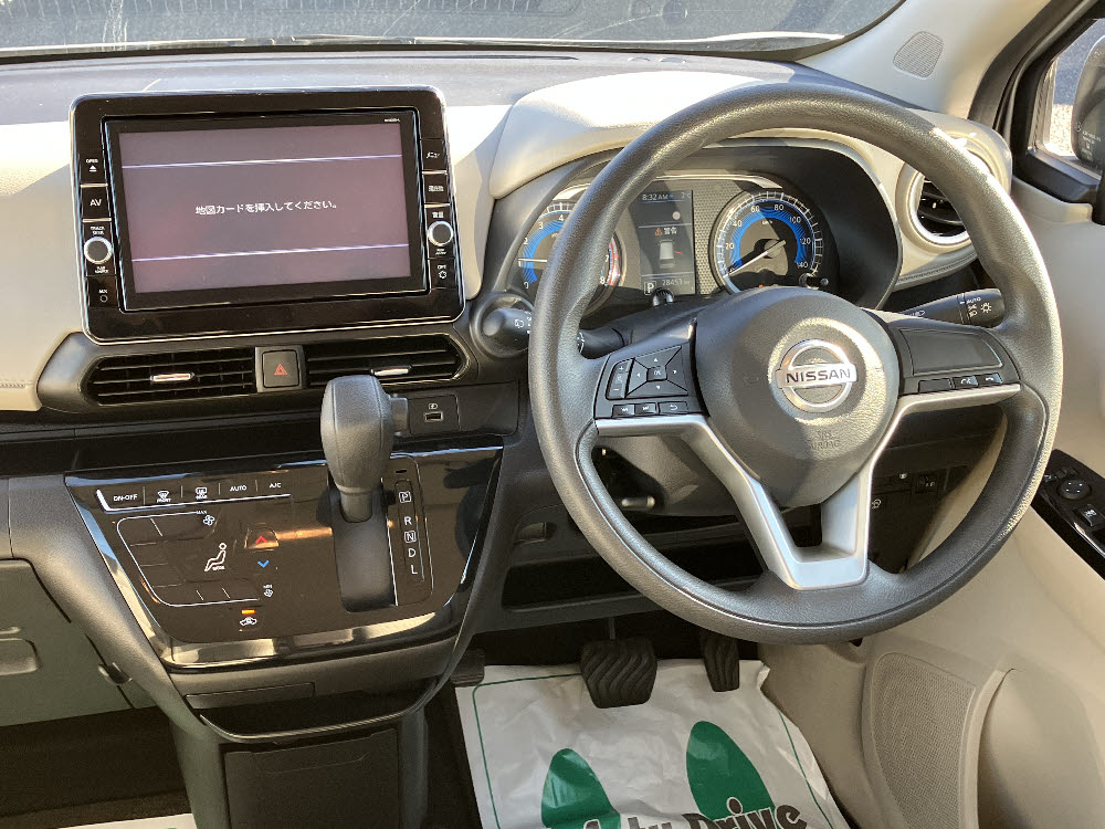 ニッサン　デイズ　X8枚目