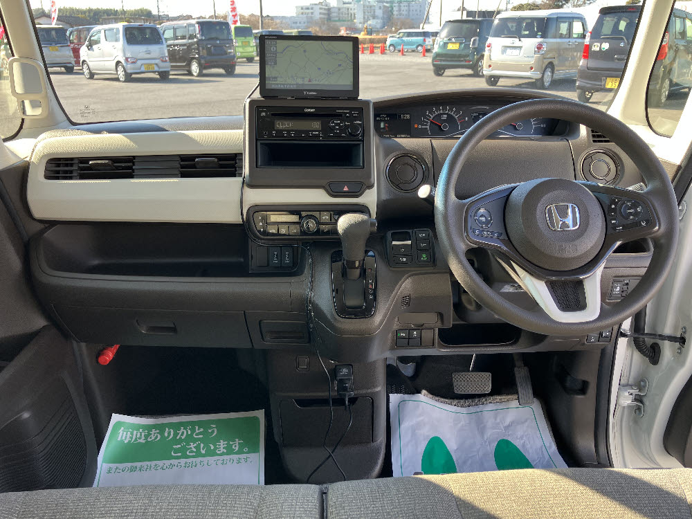 ホンダ　Ｎ ＢＯＸ　L2枚目