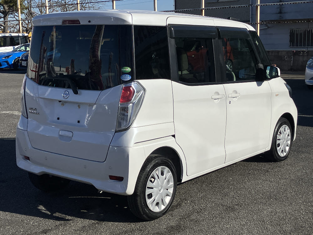 ニッサン　デイズルークス　S1枚目