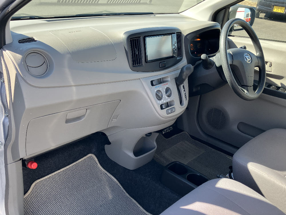 ダイハツ　ミライース　L-SA2枚目