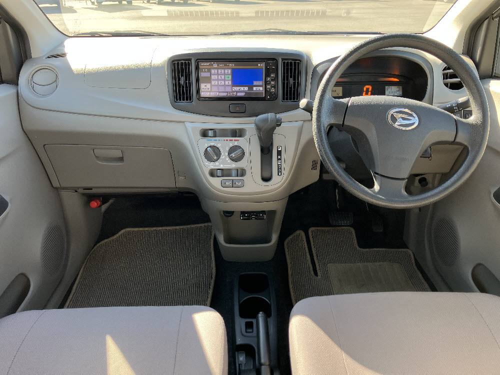 ダイハツ　ミライース　L-SA3枚目