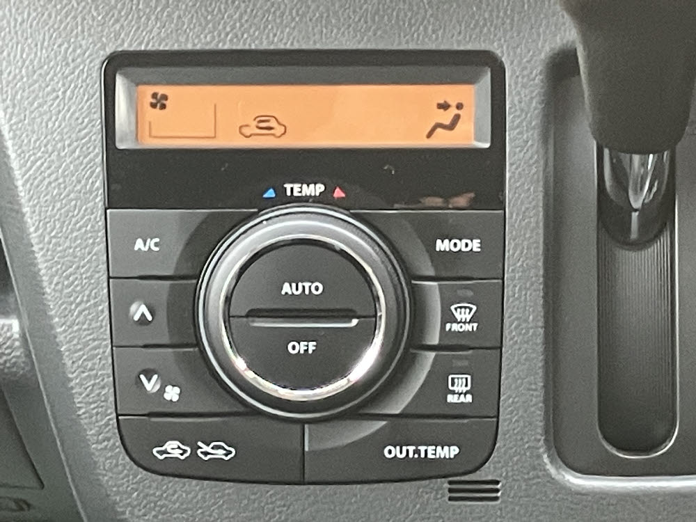 マツダ　フレア　カスタムスタイル　XS7枚目