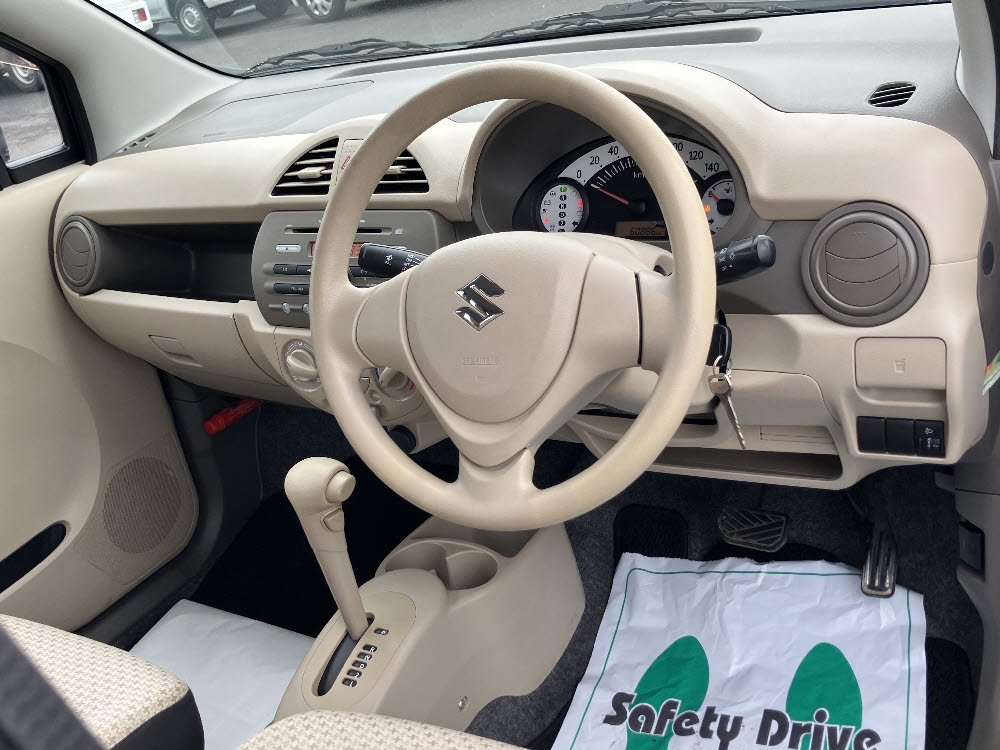 スズキ　アルト　F3枚目