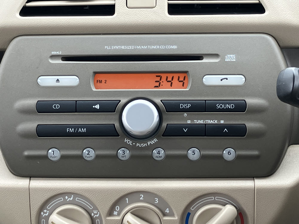 スズキ　アルト　F6枚目