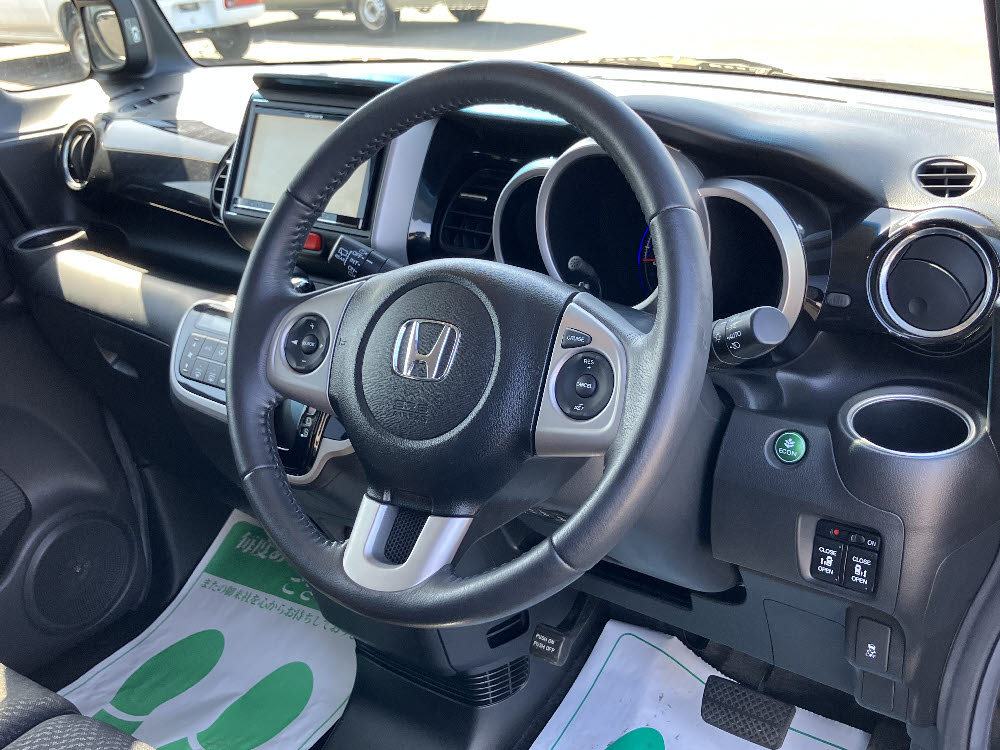 ホンダ N BOXカスタム Gターボパッケージ3枚目