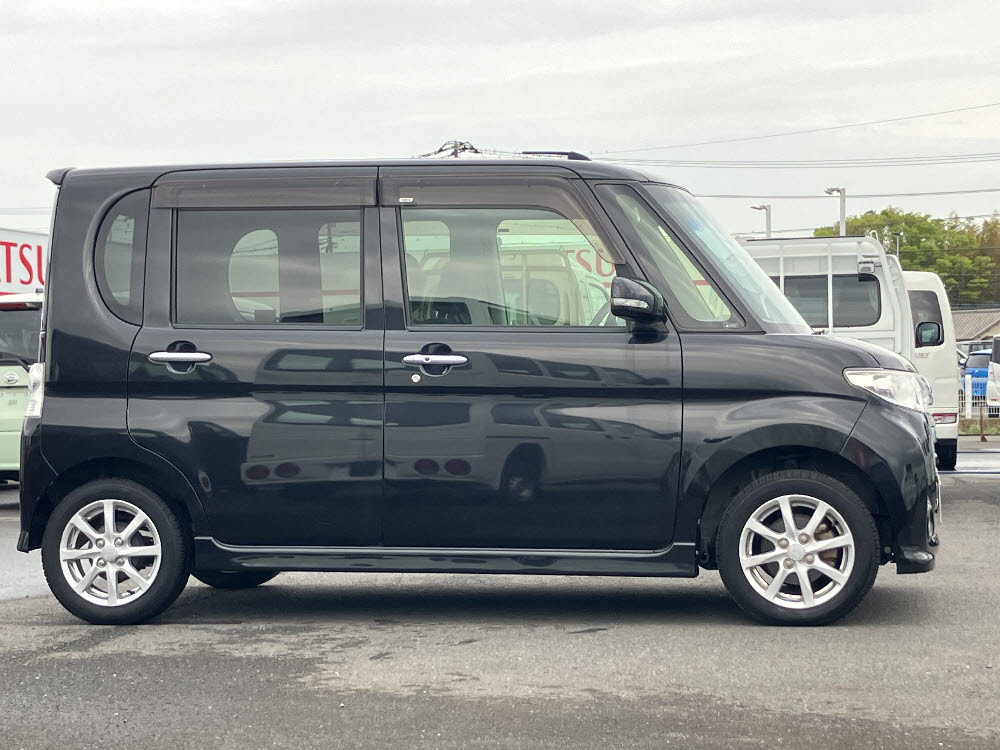 ダイハツ　タントカスタム　Xスペシャル7枚目