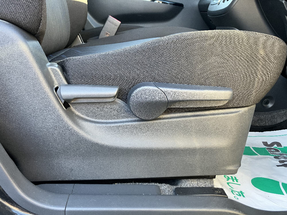 スズキ　ワゴンＲスティングレー　X 12枚目