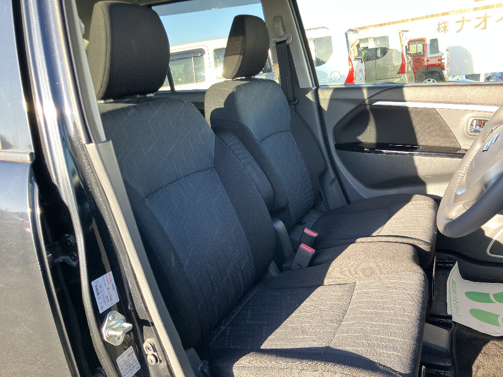 スズキ　ワゴンＲスティングレー　X 13枚目