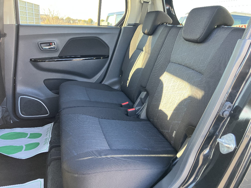 スズキ　ワゴンＲスティングレー　X 16枚目