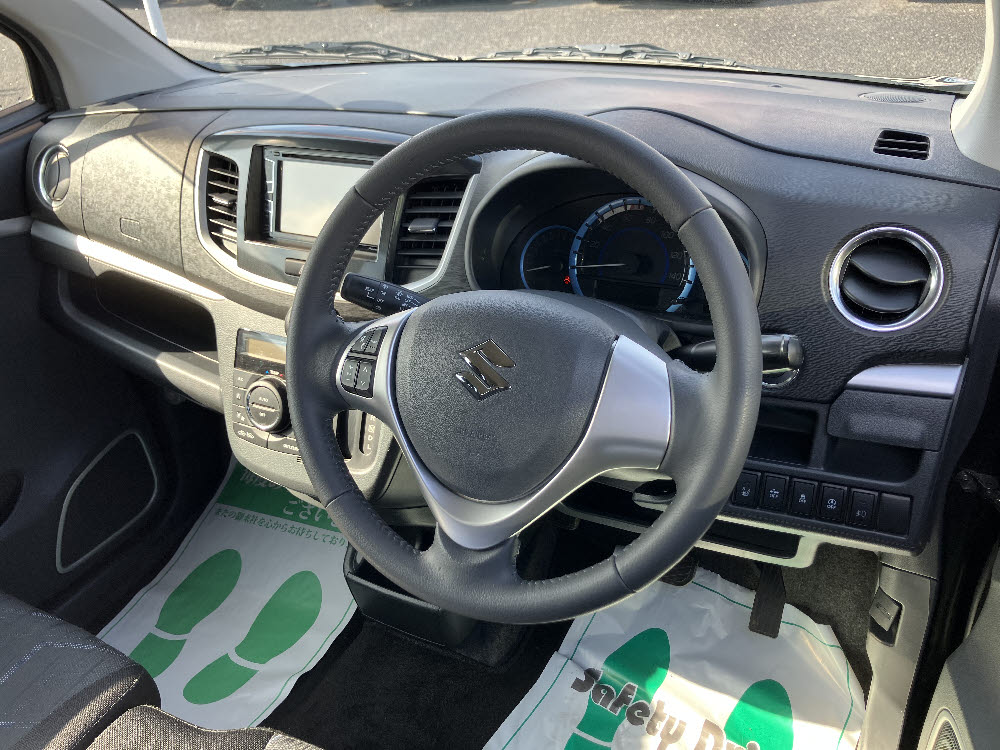 スズキ　ワゴンＲスティングレー　X 3枚目