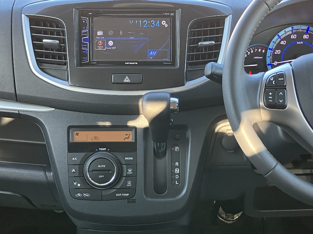 スズキ　ワゴンＲスティングレー　X 5枚目