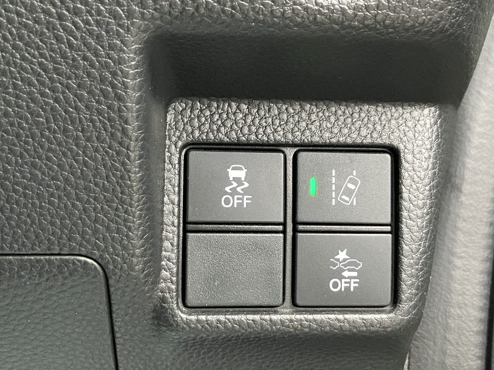 ホンダ　Ｎ ＢＯＸカスタム　G・Lホンダセンシング12枚目