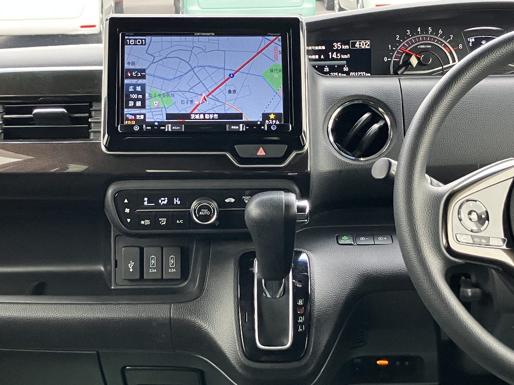 ホンダ　Ｎ ＢＯＸカスタム　G・Lホンダセンシング5枚目