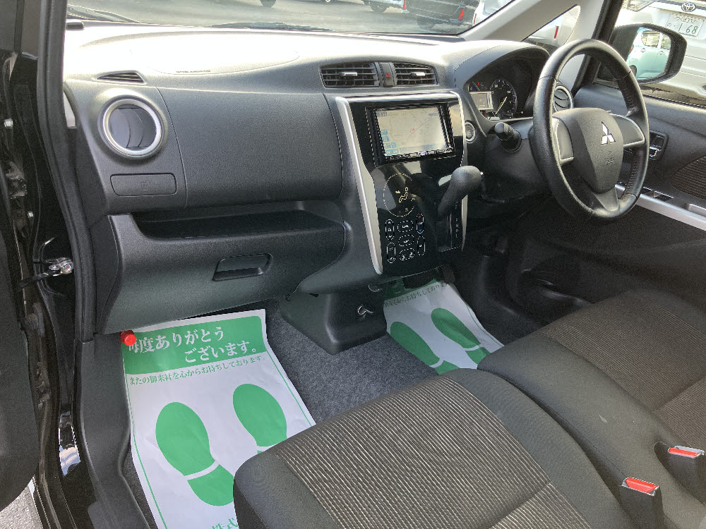 ミツビシ　ｅＫカスタム　G2枚目