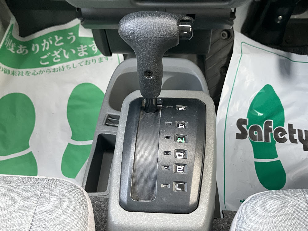 ニッサン　クリッパー　バン DX10枚目