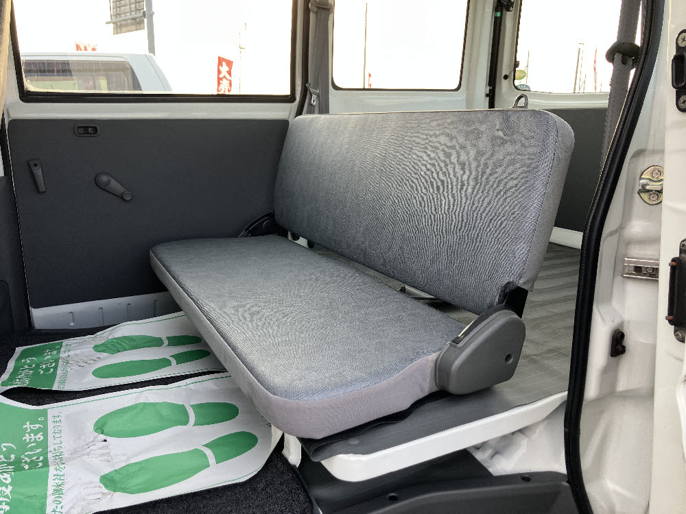 ニッサン　クリッパー　バン DX17枚目