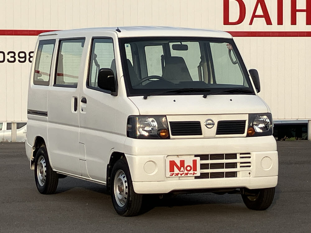 ニッサン　クリッパー　バン DX1枚目