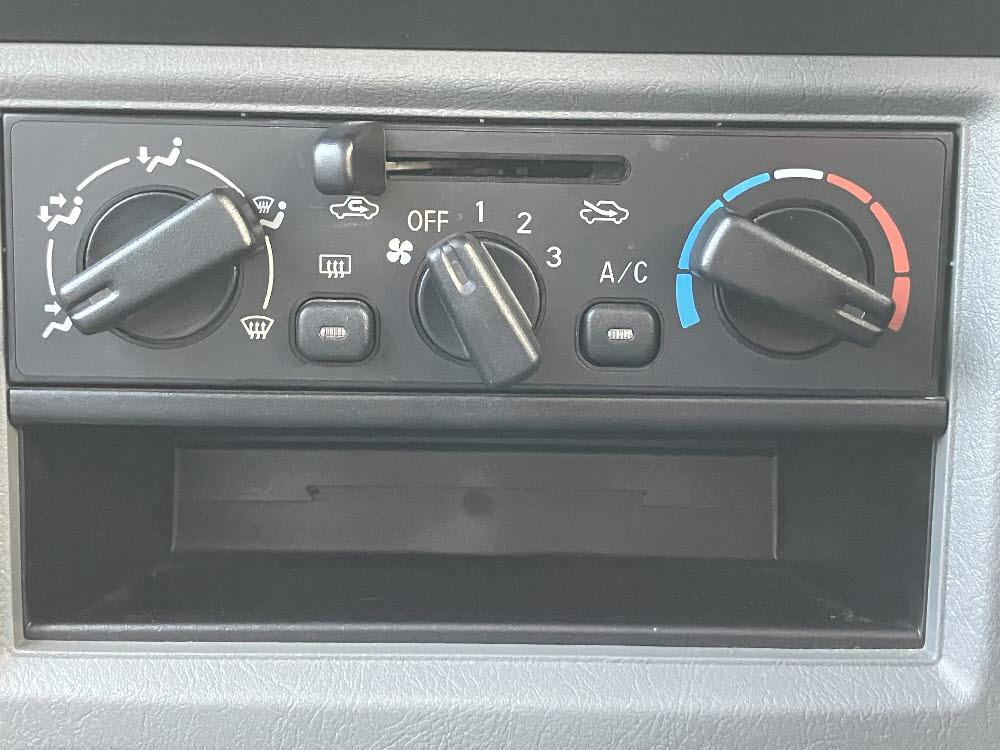 ニッサン　クリッパー　バン DX7枚目