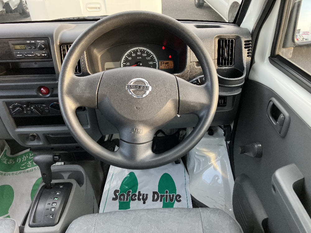 ニッサン　クリッパー　バン DX8枚目