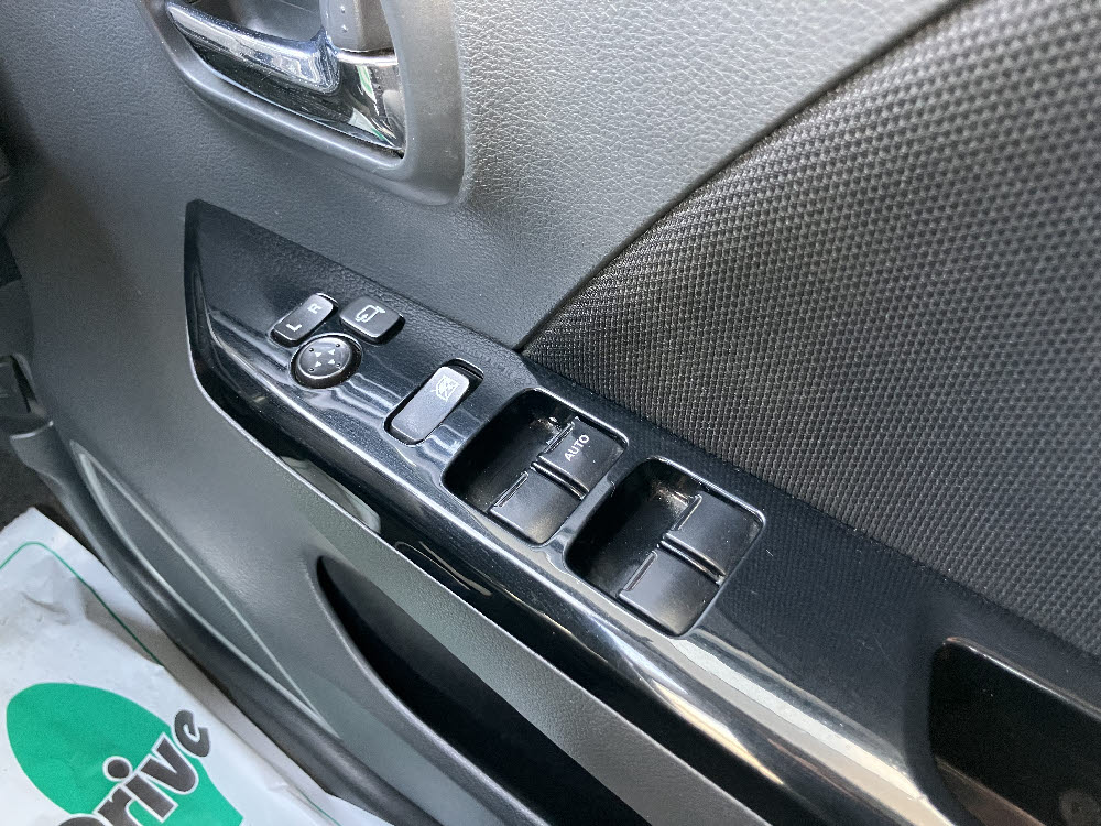 スズキ　ワゴンＲスティングレー　T10枚目