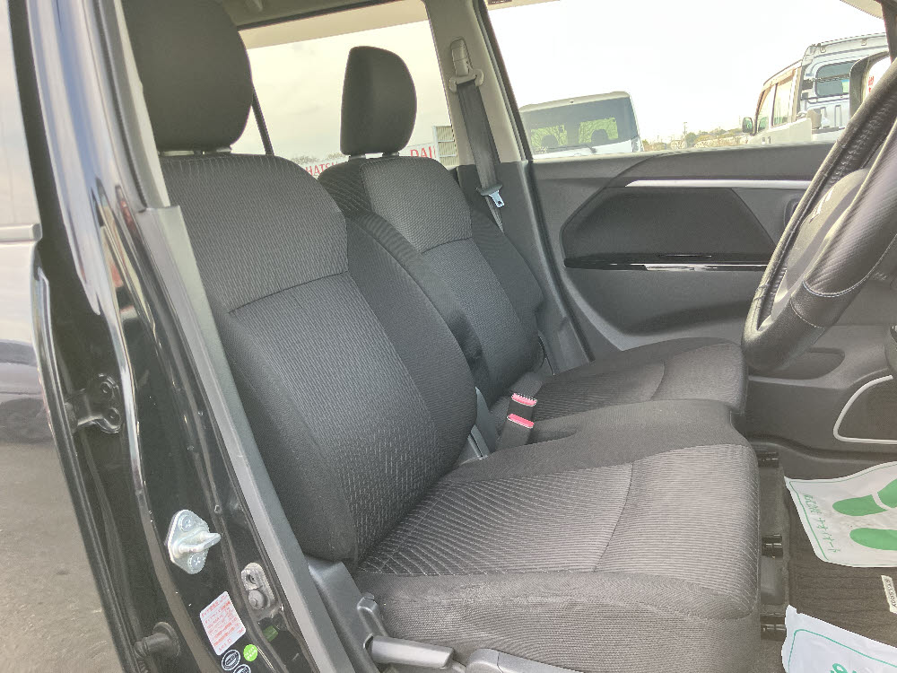 スズキ　ワゴンＲスティングレー　T13枚目