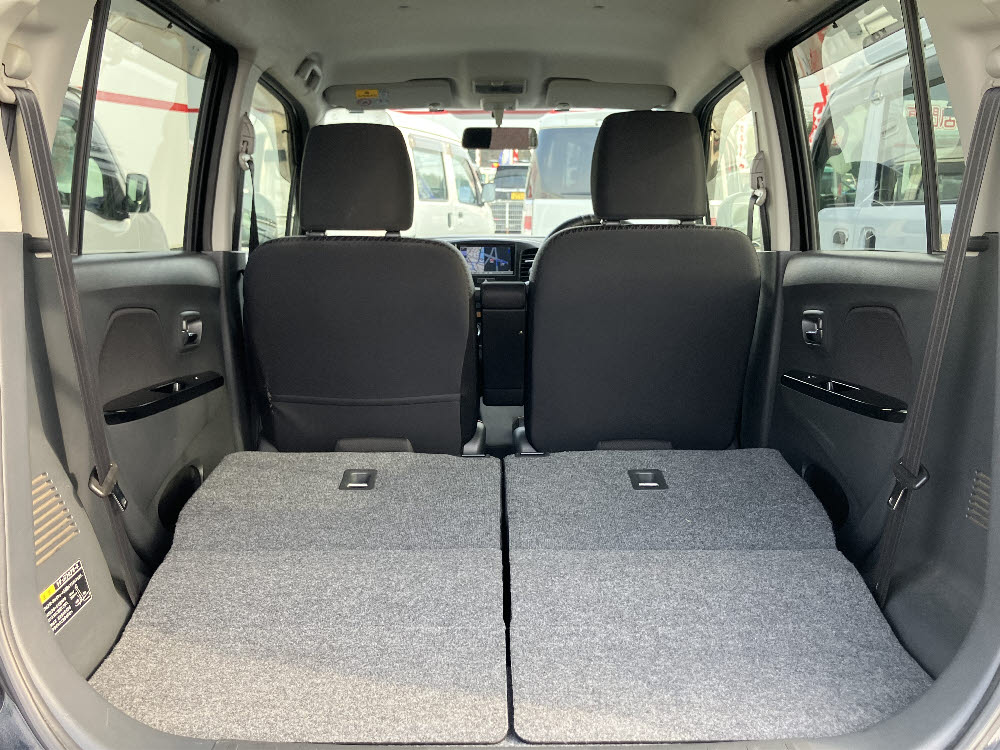 スズキ　ワゴンＲスティングレー　T18枚目