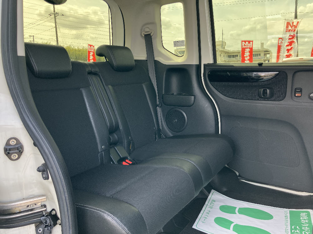 ホンダ　Ｎ ＢＯＸカスタム　ターボSSパッケージ15枚目