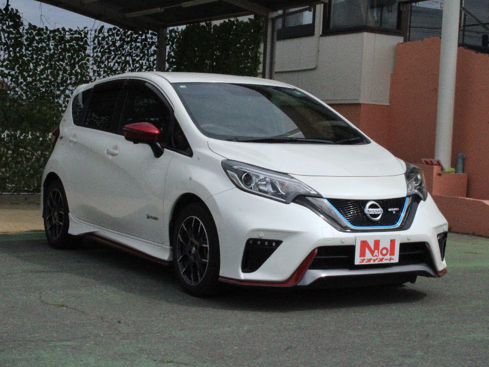 ニッサン　ノートe-POWER　ニスモS2枚目