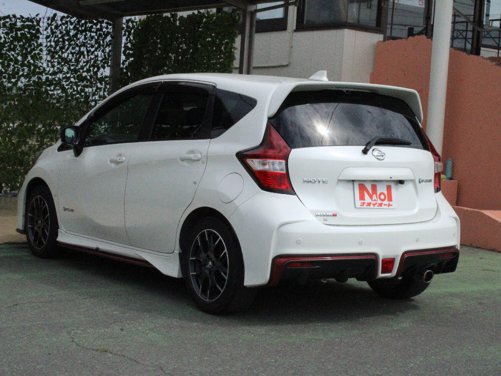 ニッサン　ノートe-POWER　ニスモS6枚目