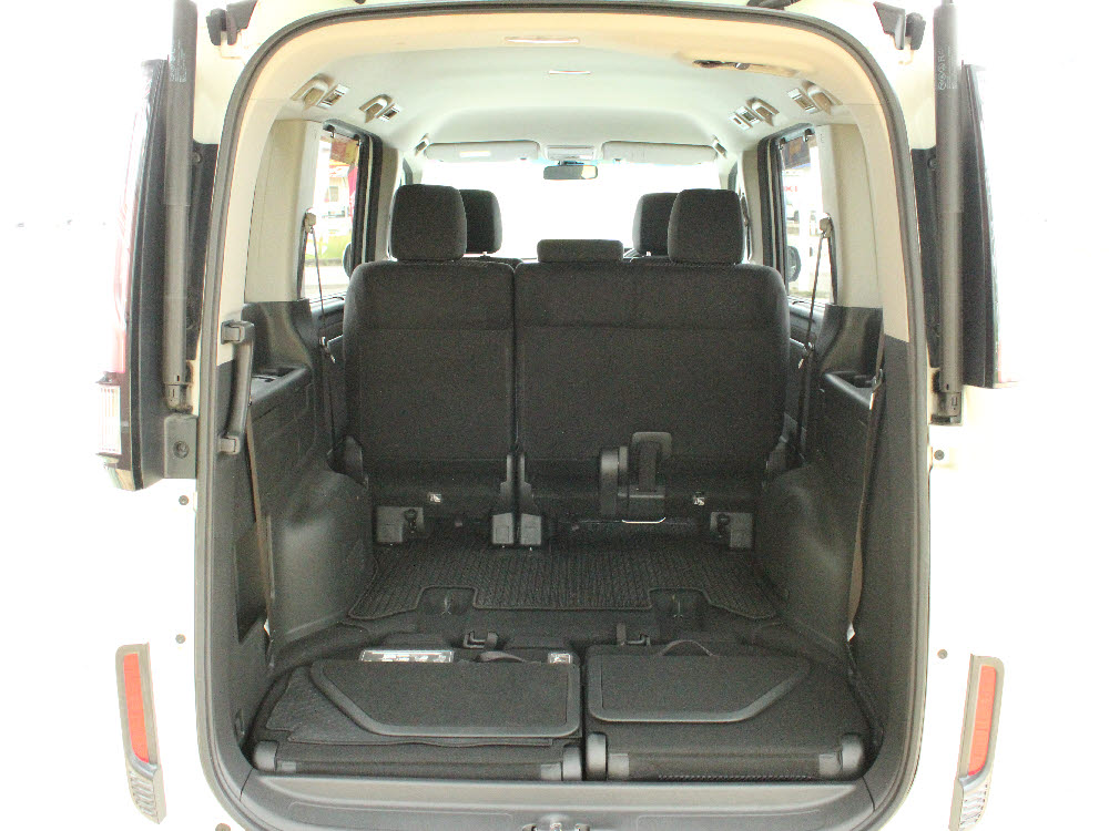 ホンダ　ステップワゴン　スパーダ　ホンダセンシング14枚目