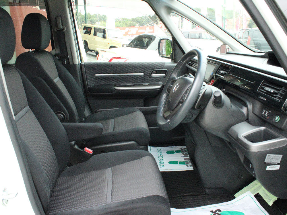 ホンダ　ステップワゴン　スパーダ　ホンダセンシング17枚目