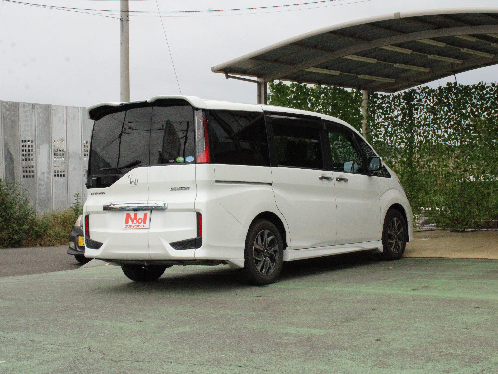 ホンダ　ステップワゴン　スパーダ　ホンダセンシング4枚目