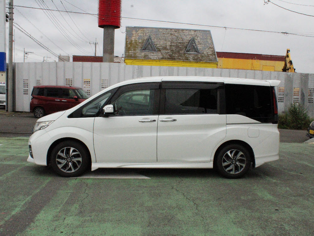 ホンダ　ステップワゴン　スパーダ　ホンダセンシング7枚目