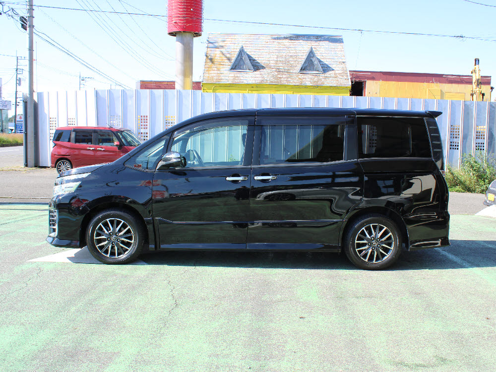 トヨタ　ヴォクシー　ZS 煌　46商談7枚目