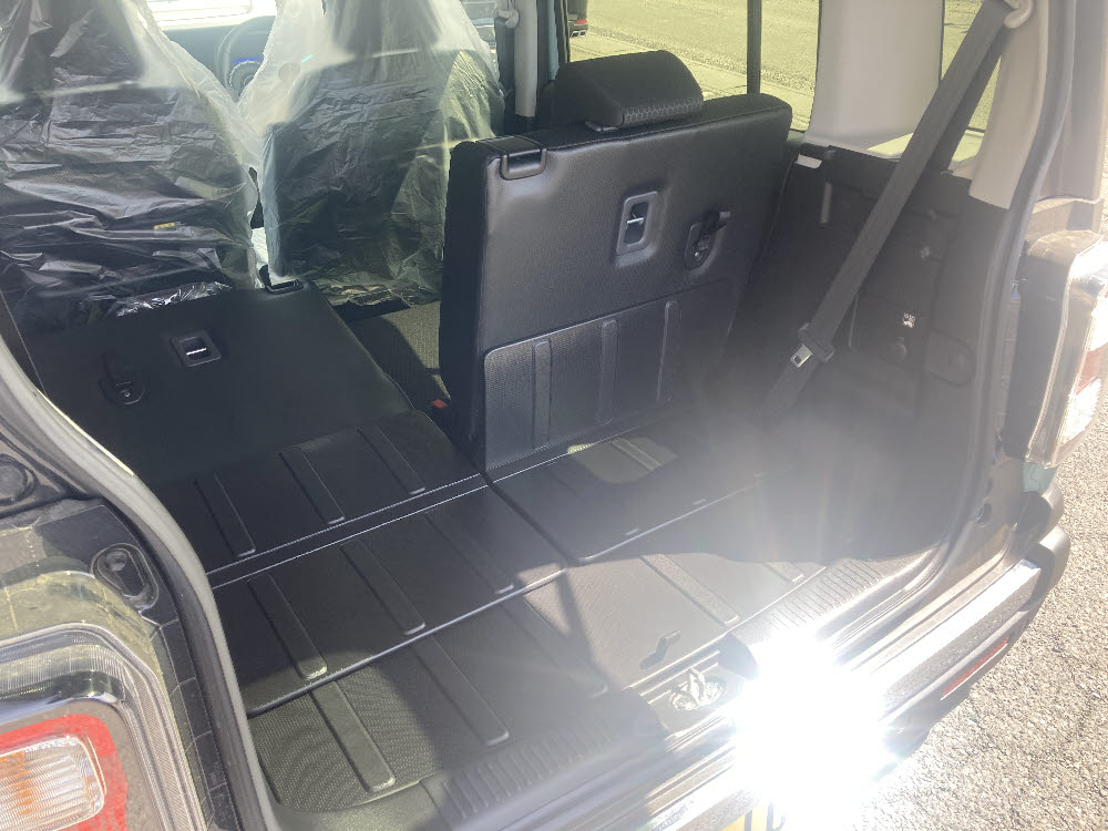 スズキ　ハスラー　タフワイルド　全方位ナビ付9枚目