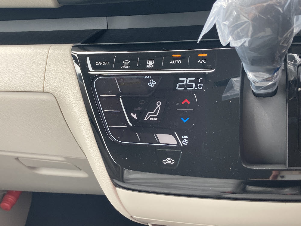 ニッサン　ルークス　X　18枚目