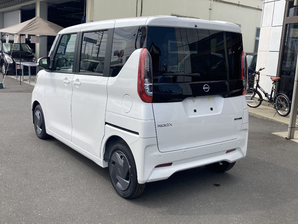 ニッサン　ルークス　X　3枚目