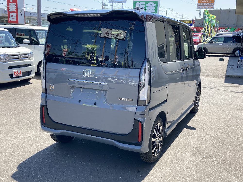 ホンダ　N BOXカスタム　コーディネートスタイル 8インチナビ5枚目