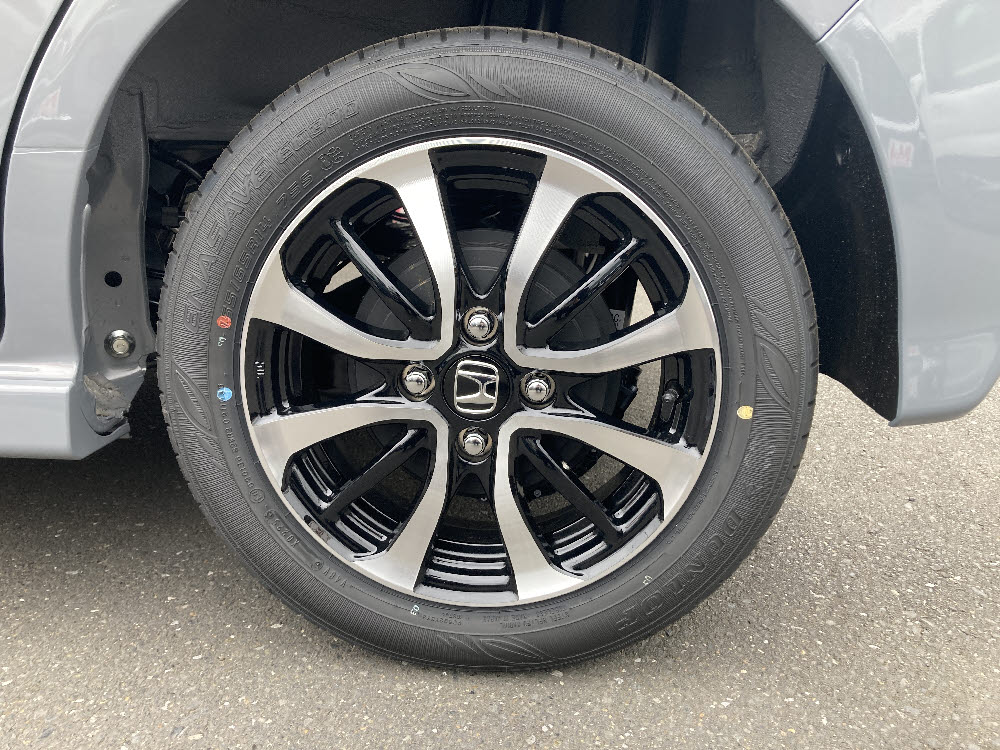 ホンダ　N BOXカスタム　コーディネートスタイル 8インチナビ7枚目